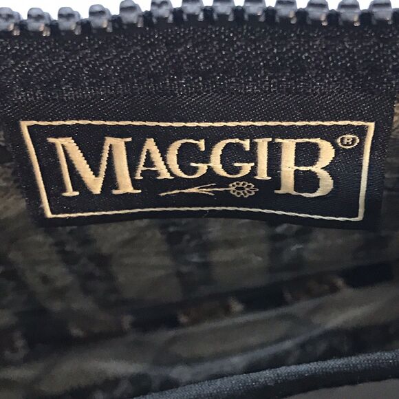 Maggi B Plastic Lined Quilted Cosmetic Bag Zip Top Multicolored  Makeup Pouch - Picture 9 of 10